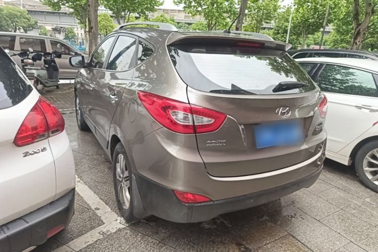 Used Hyundai ix35 2013 2.0L Automatic Two-Wheel Drive Leading GLX China V Emission Standard Rear Left 45 Deg