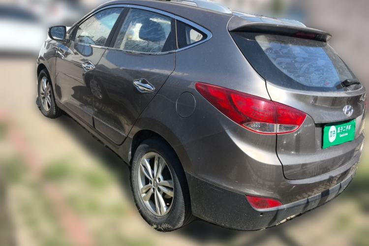 Used Hyundai ix35 2013 2.0L Automatic Two-Wheel Drive Smart GLS China IV Standard Rear Left 45 Deg