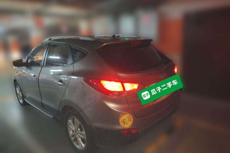 Used Hyundai ix35 2013 2.0L Automatic Two-Wheel Drive Smart GLS China IV Standard Rear Left 45 Deg