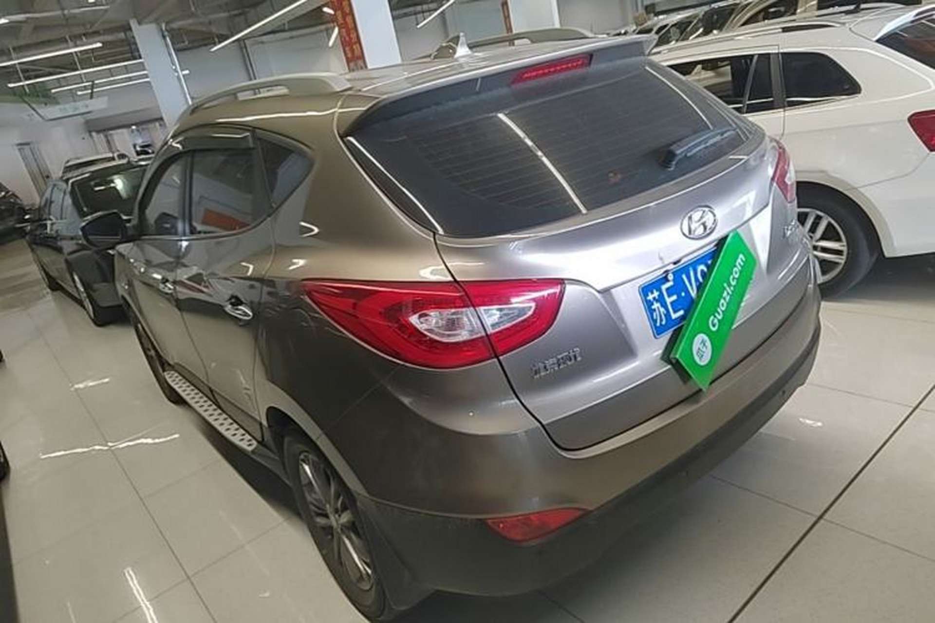 Used Hyundai ix35 2013 2.0L Automatic Two-Wheel Drive Smart GLS China IV Standard Rear Left 45 Deg