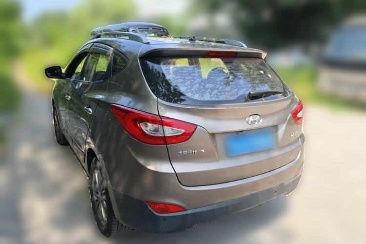 Used Hyundai ix35 2013 2.0L Automatic Two-Wheel Drive Smart GLS China IV Standard Rear Left 45 Deg