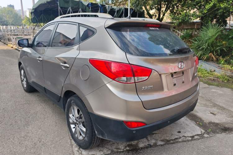 Used Hyundai ix35 2013 2.0L Automatic 2WD Comfort GL China IV Standard Rear Left 45 Deg