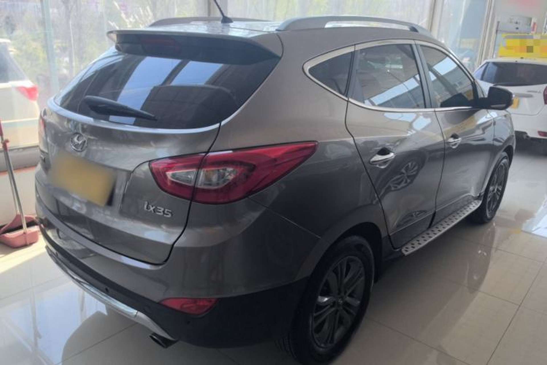 Used Hyundai ix35 2013 2.0L Automatic Two-Wheel Drive Smart GLS China IV Standard Rear Right 45 Deg