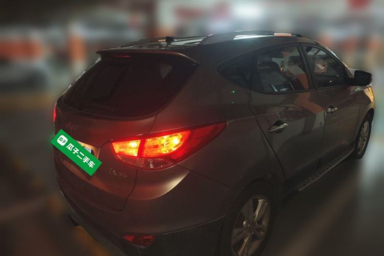 Used Hyundai ix35 2013 2.0L Automatic Two-Wheel Drive Smart GLS China IV Standard Rear Right 45 Deg
