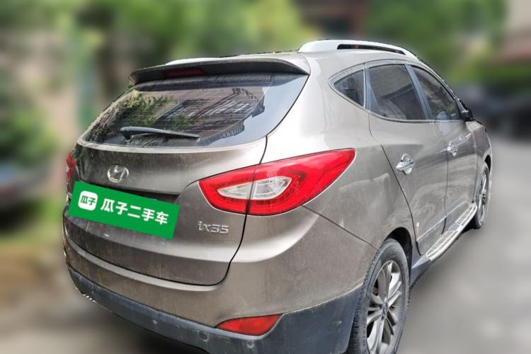 Used Hyundai ix35 2013 2.0L Automatic Two-Wheel Drive Smart GLS China V Standard Rear Right 45 Deg