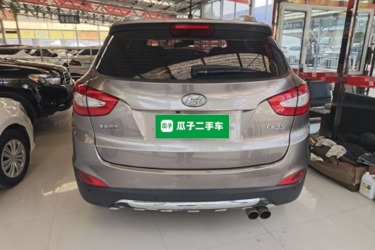 Used Hyundai ix35 2013 2.0L Automatic Two-Wheel Drive Smart GLS China IV Standard Rear
