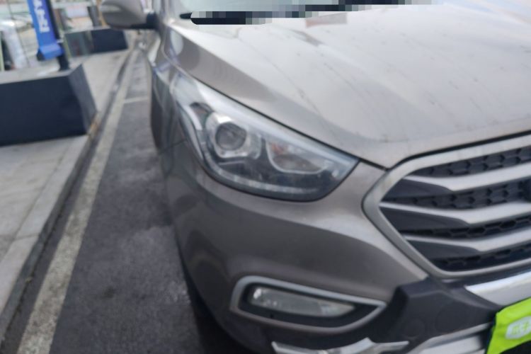 Used Hyundai ix35 2013 2.0L Automatic 2WD Comfort GL China IV Standard Right Front Headlight