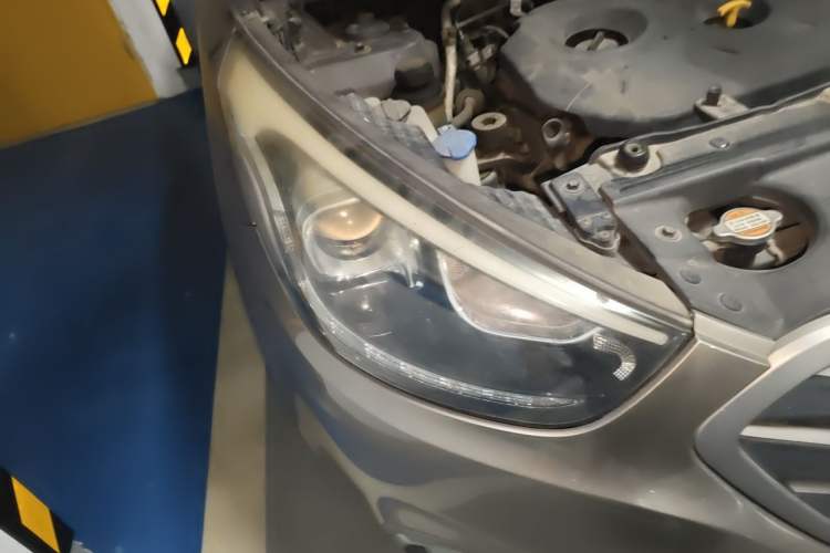 Used Hyundai ix35 2013 2.0L Manual 2WD Comfort GL China IV Standard Right Front Headlight