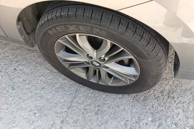 Used Hyundai ix35 2013 2.0L Automatic 2WD Comfort GL China IV Standard Right Front Wheel Hub