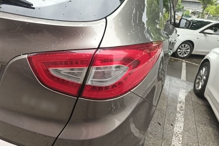 Used Hyundai ix35 2013 2.0L Automatic Two-Wheel Drive Leading GLX China V Emission Standard Right Rear Taillight