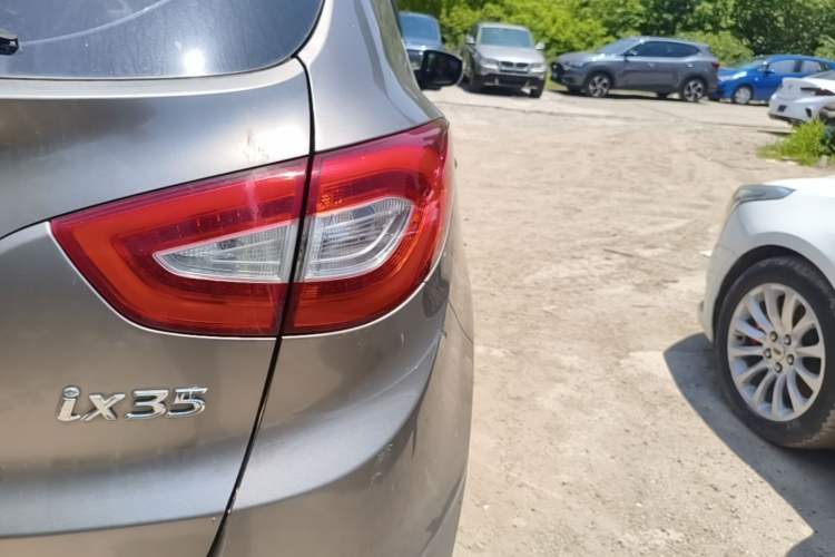 Used Hyundai ix35 2013 2.0L Automatic Two-Wheel Drive Smart GLS China IV Standard Right Rear Taillight