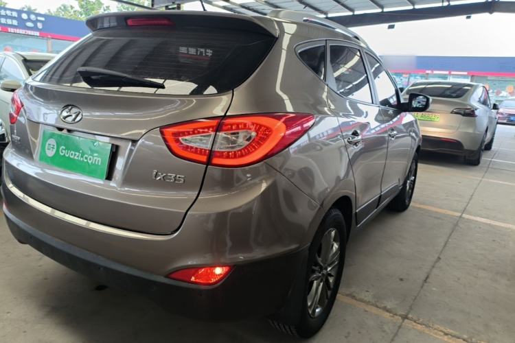 Used Hyundai ix35 2013 2.0L Automatic Two-Wheel Drive Smart GLS China IV Standard Right Rear Taillight