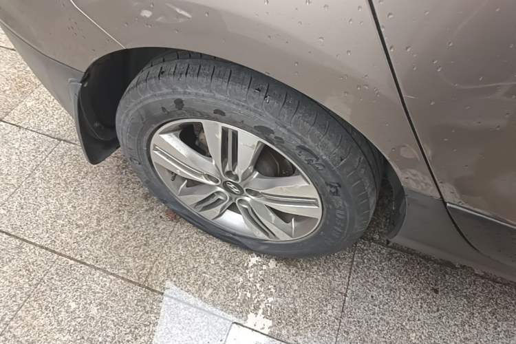 Used Hyundai ix35 2013 2.0L Automatic Two-Wheel Drive Leading GLX China V Emission Standard Right Rear Wheel Hub
