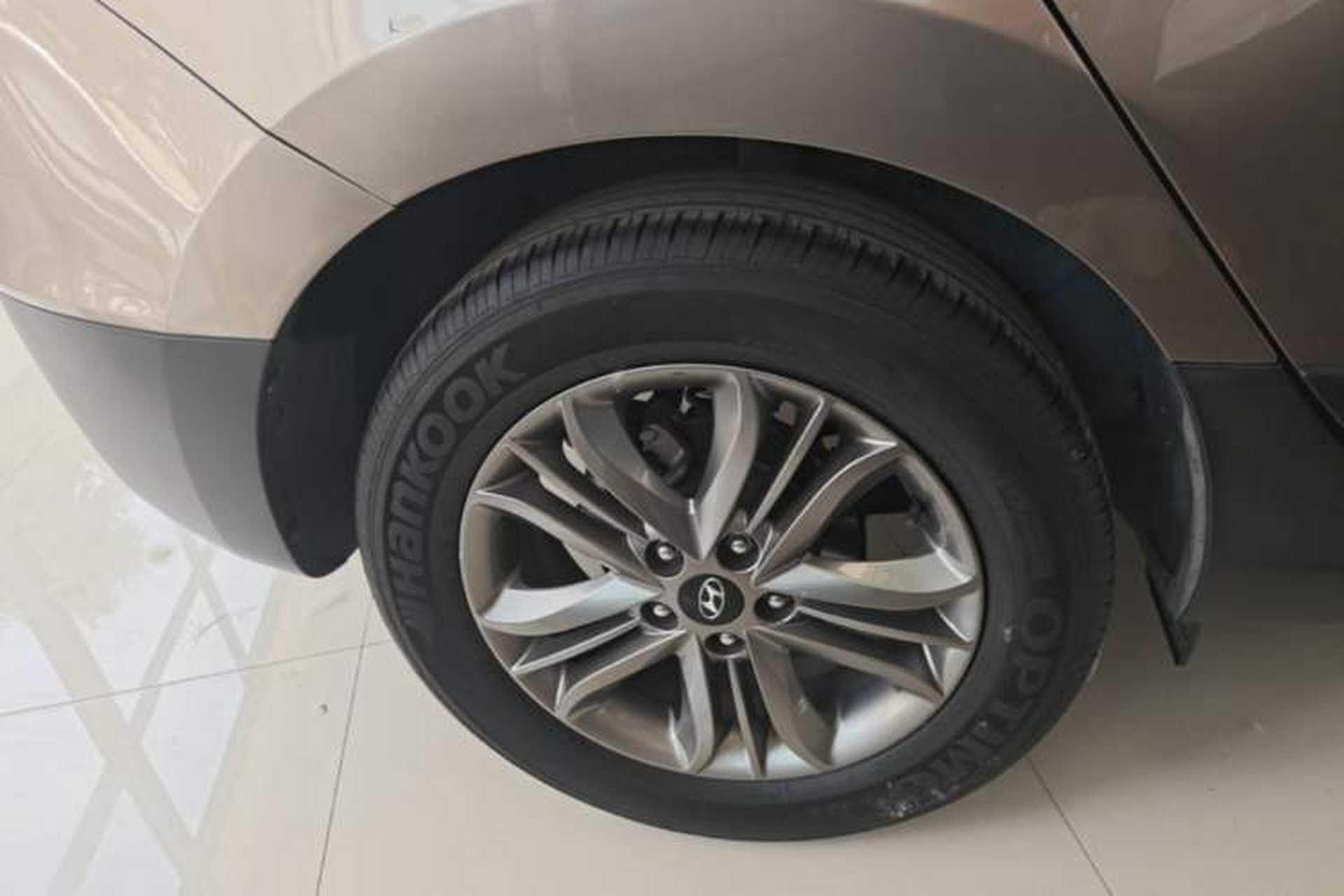 Used Hyundai ix35 2013 2.0L Automatic Two-Wheel Drive Smart GLS China IV Standard Right Rear Wheel Hub