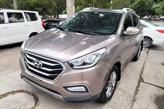 Used Hyundai ix35 2013 2.0L Automatic Two-Wheel Drive Smart GLS China IV Standard