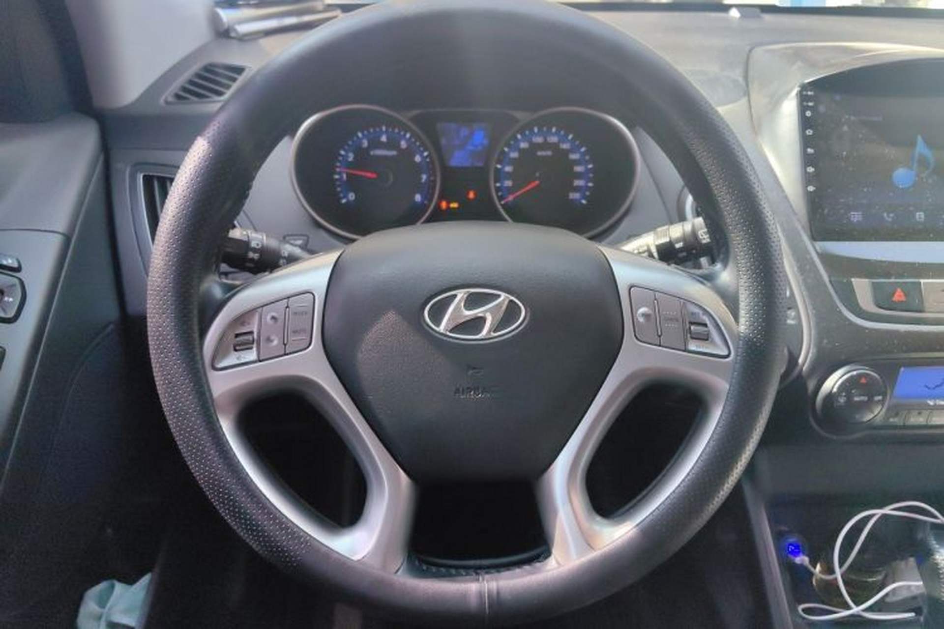 Used Hyundai ix35 2013 2.0L Automatic 4x4 Intelligent GLS China IV Standard Steering Wheel