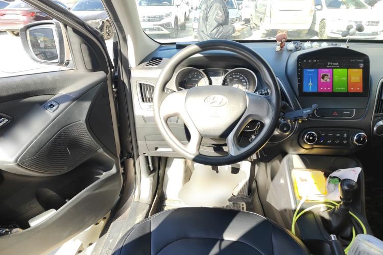 Used Hyundai ix35 2013 2.0L Manual 2WD Comfort GL China IV Standard Steering Wheel