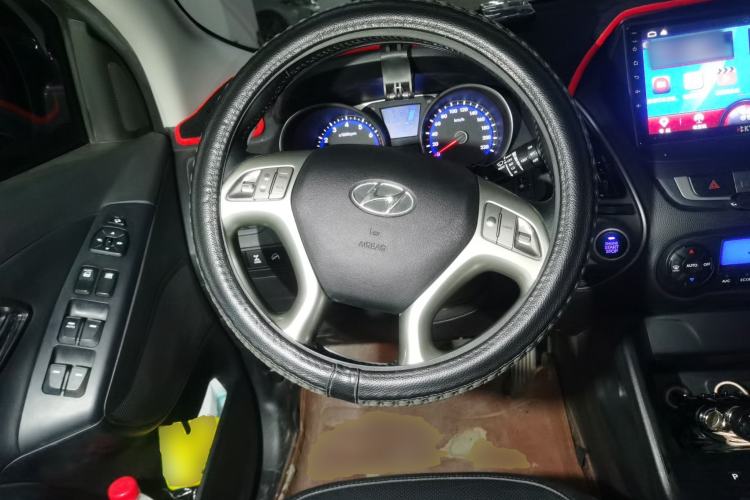 Used Hyundai ix35 2013 2.0L Automatic 4x4 Intelligent GLS China IV Standard Steering Wheel