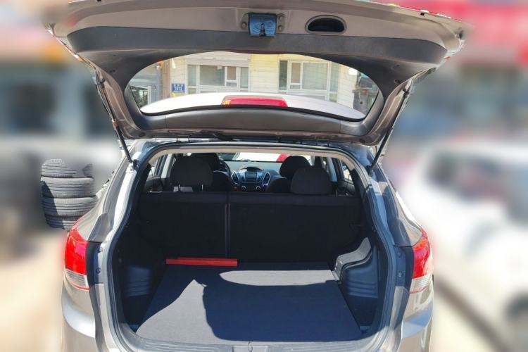 Used Hyundai ix35 2013 2.0L Manual 2WD Comfort GL China IV Standard Trunk