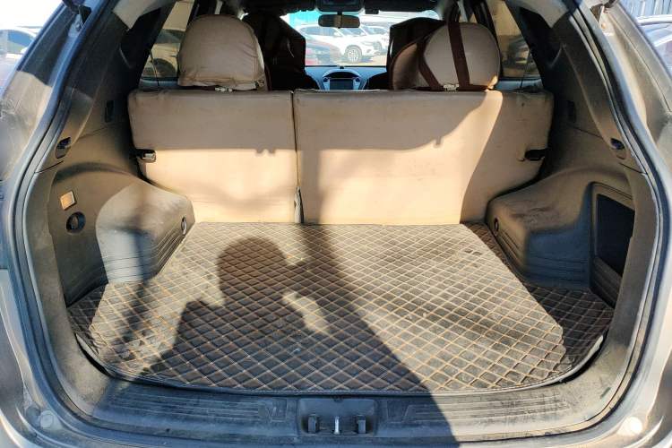 Used Hyundai ix35 2013 2.0L Manual 2WD Comfort GL China IV Standard Trunk