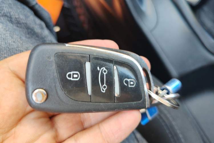 Used Hyundai ix35 2013 2.0L Manual 2WD Comfort GL China IV Standard Vehicle Key