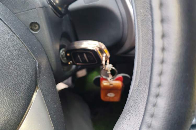 Used Hyundai ix35 2013 2.0L Automatic 2WD Comfort GL China IV Standard Vehicle Key