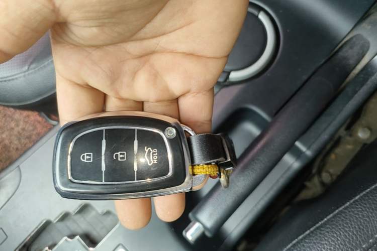 Used Hyundai ix35 2013 2.0L Automatic 2WD Comfort GL China IV Standard Vehicle Key