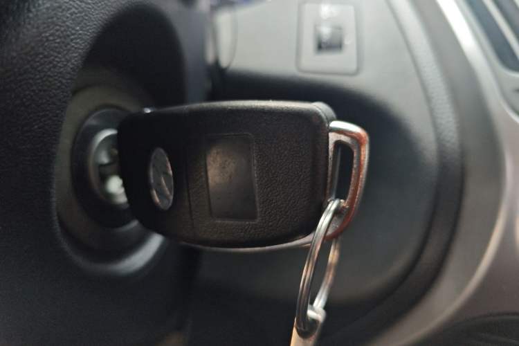 Used Hyundai ix35 2013 2.0L Automatic 2WD Comfort GL China IV Standard Vehicle Key