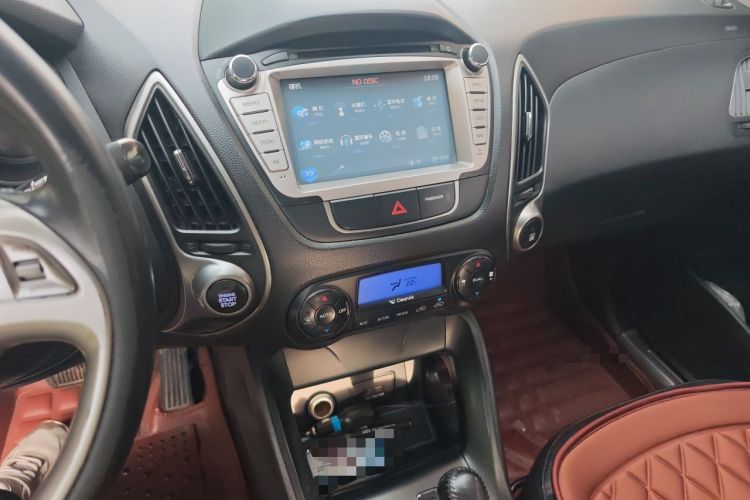 Used Hyundai ix35 2013 2.0L Automatic Two-Wheel Drive Smart GLS China IV Standard Audio And AC Panel