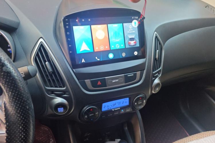 Used Hyundai ix35 2013 2.0L Automatic 4x4 Intelligent GLS China IV Standard Audio And AC Panel