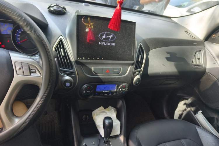Used Hyundai ix35 2013 2.0L Automatic Two-Wheel Drive Smart GLS China IV Standard Audio And AC Panel
