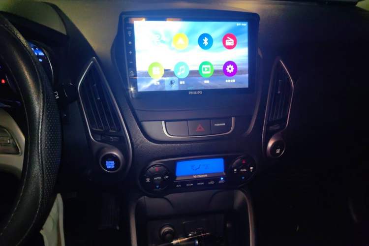 Used Hyundai ix35 2013 2.0L Automatic Two-Wheel Drive Smart GLS China IV Standard Audio And AC Panel