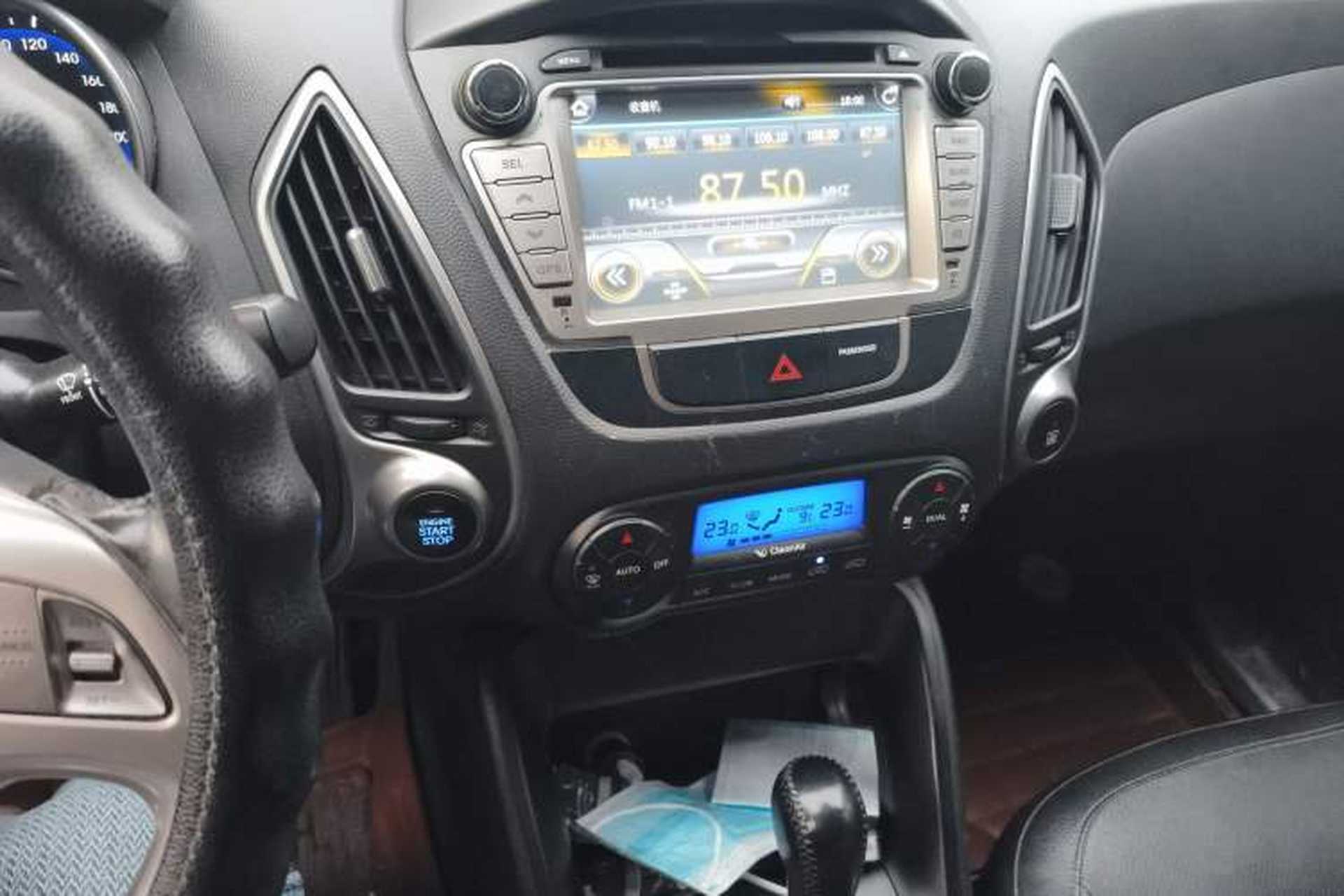 Used Hyundai ix35 2013 2.0L Automatic Two-Wheel Drive Smart GLS China IV Standard Audio And AC Panel