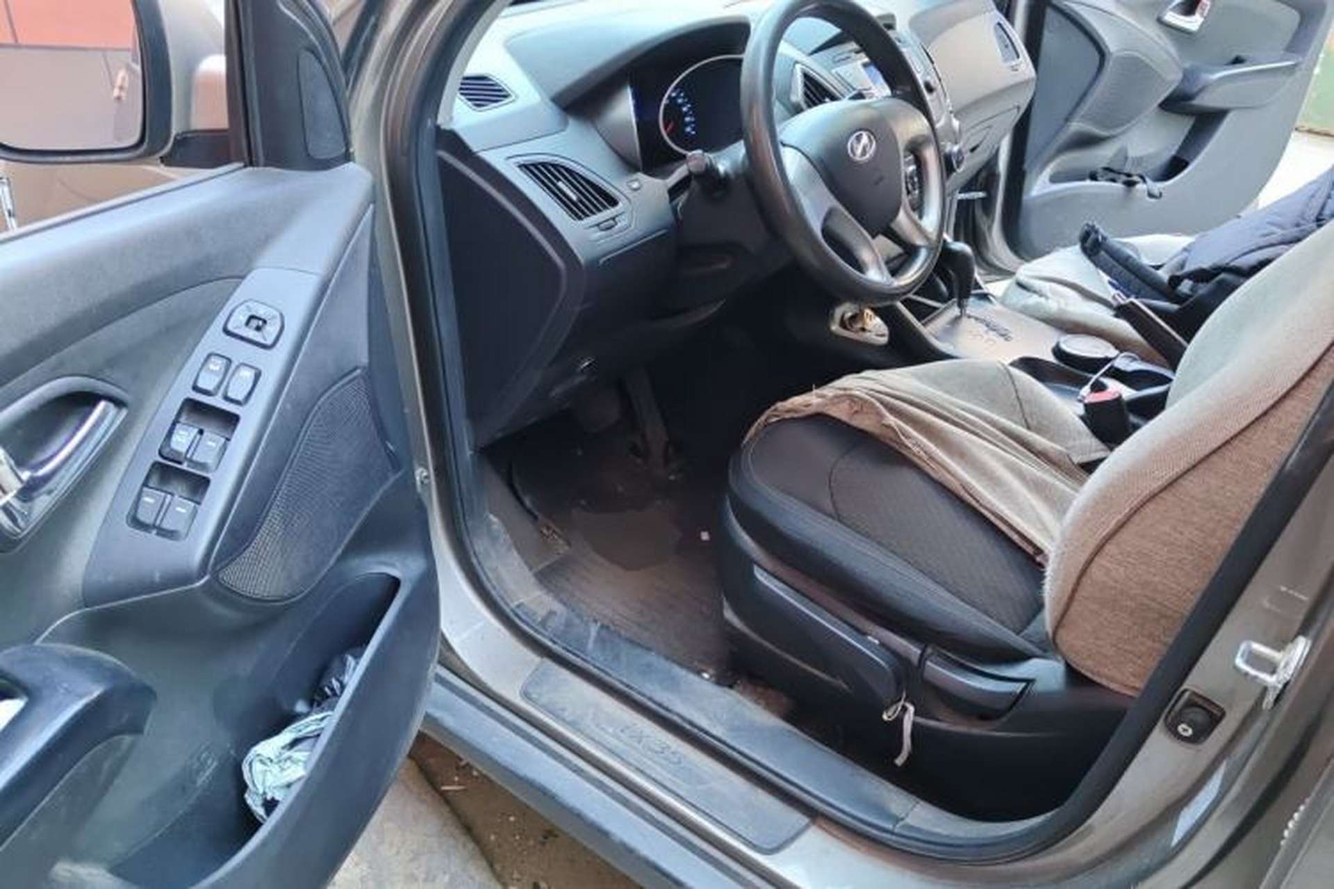 Used Hyundai ix35 2013 2.0L Automatic 2WD Comfort GL China IV Standard Driver Seat