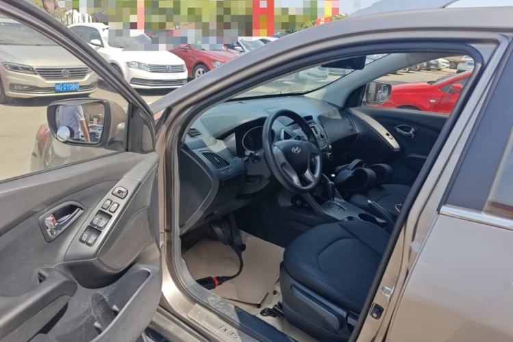 Used Hyundai ix35 2013 2.0L Automatic 2WD Comfort GL China IV Standard Driver Seat
