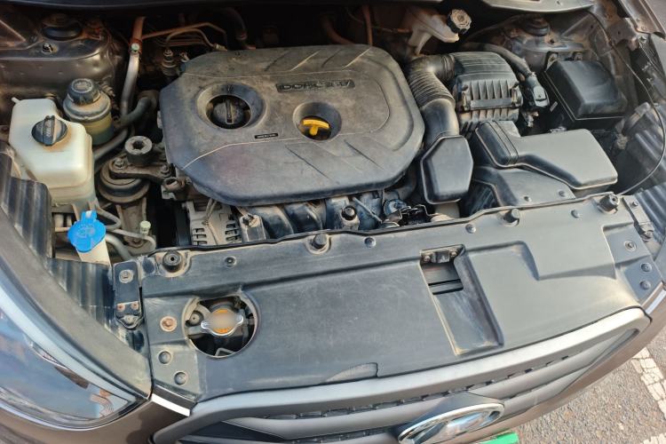 Used Hyundai ix35 2013 2.0L Automatic 4x4 Intelligent GLS China IV Standard Engine Bay