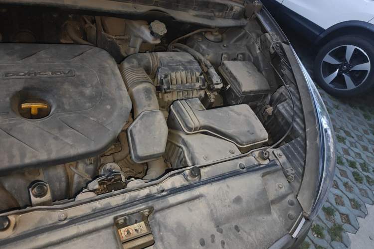 Used Hyundai ix35 2013 2.0L Automatic Two-Wheel Drive Comfort GL China V Standard Engine Bay Left