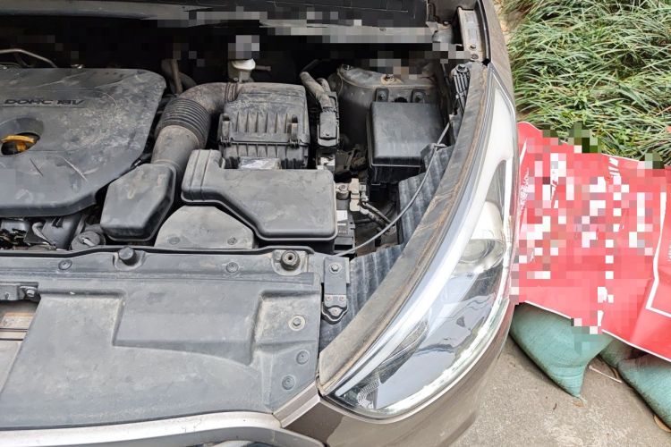 Used Hyundai ix35 2013 2.0L Automatic Two-Wheel Drive Smart GLS China IV Standard Engine Bay Left