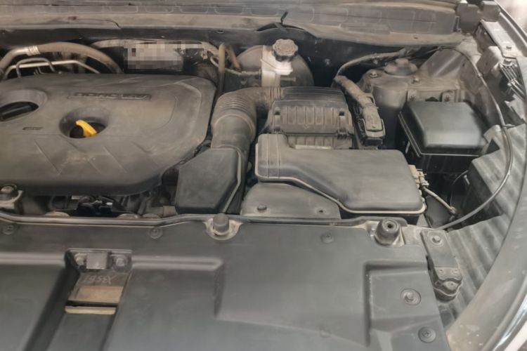 Used Hyundai ix35 2013 2.0L Automatic Two-Wheel Drive Smart GLS China IV Standard Engine Bay Left