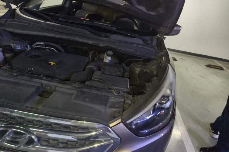 Used Hyundai ix35 2013 2.0L Automatic 2WD Comfort GL China IV Standard Engine Bay Left