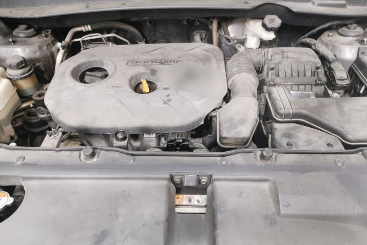Used Hyundai ix35 2013 2.0L Automatic Two-Wheel Drive Smart GLS China IV Standard Engine Bay