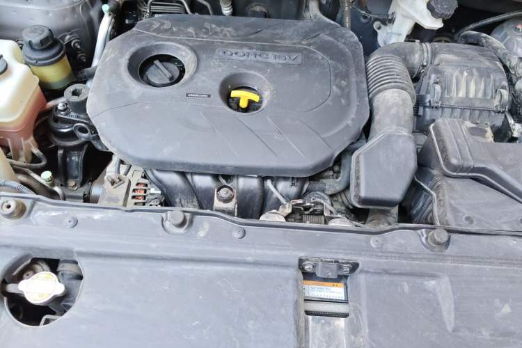Used Hyundai ix35 2013 2.0L Automatic 2WD Comfort GL China IV Standard Engine Bay