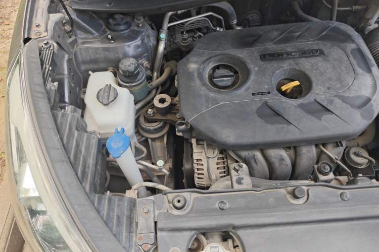 Used Hyundai ix35 2013 2.0L Automatic 4x4 Intelligent GLS China IV Standard Engine Bay Right