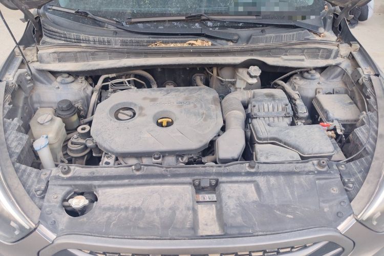 Used Hyundai ix35 2013 2.0L Automatic 2WD Comfort GL China IV Standard Engine Bay