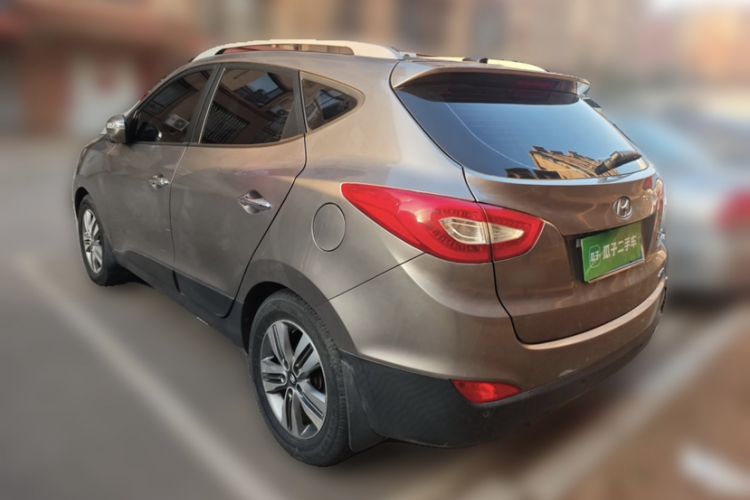 Used Hyundai ix35 2013 2.0L Automatic 4x4 Intelligent GLS China IV Standard Exterior 2