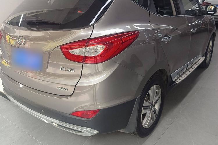 Used Hyundai ix35 2013 2.0L Automatic 4x4 Intelligent GLS China IV Standard Exterior 4