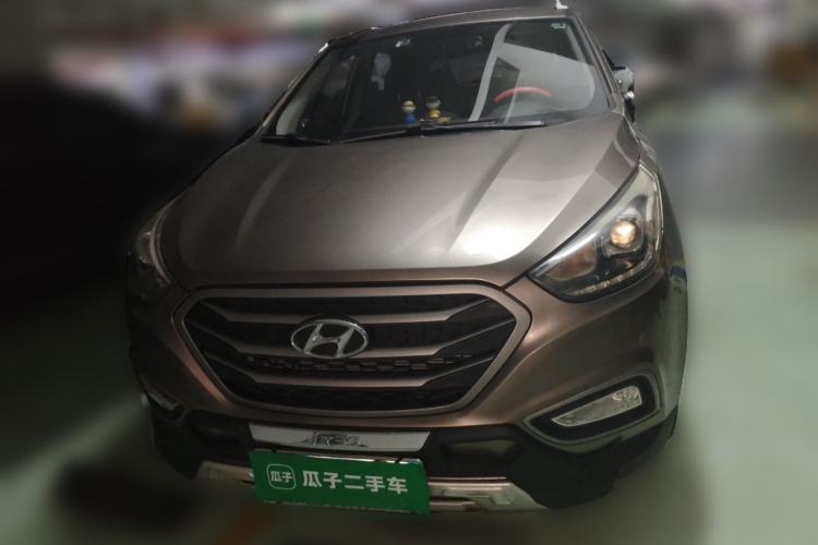 Used Hyundai ix35 2013 2.0L Automatic Two-Wheel Drive Smart GLS China IV Standard Front