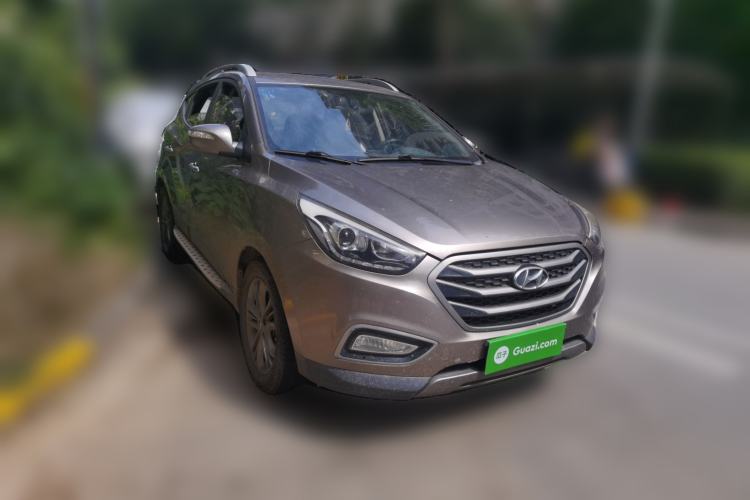 Used Hyundai ix35 2013 2.0L Automatic Two-Wheel Drive Smart GLS China IV Standard Front Right 45 Deg