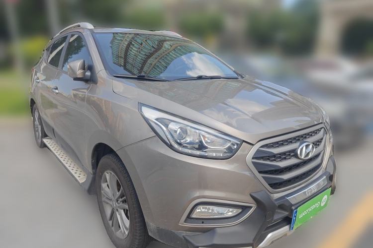 Used Hyundai ix35 2013 2.0L Automatic Two-Wheel Drive Smart GLS China IV Standard Front Right 45 Deg
