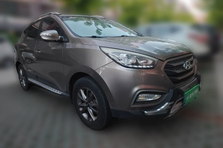 Used Hyundai ix35 2013 2.0L Automatic Two-Wheel Drive Comfort GL China V Standard Front Right 45 Deg